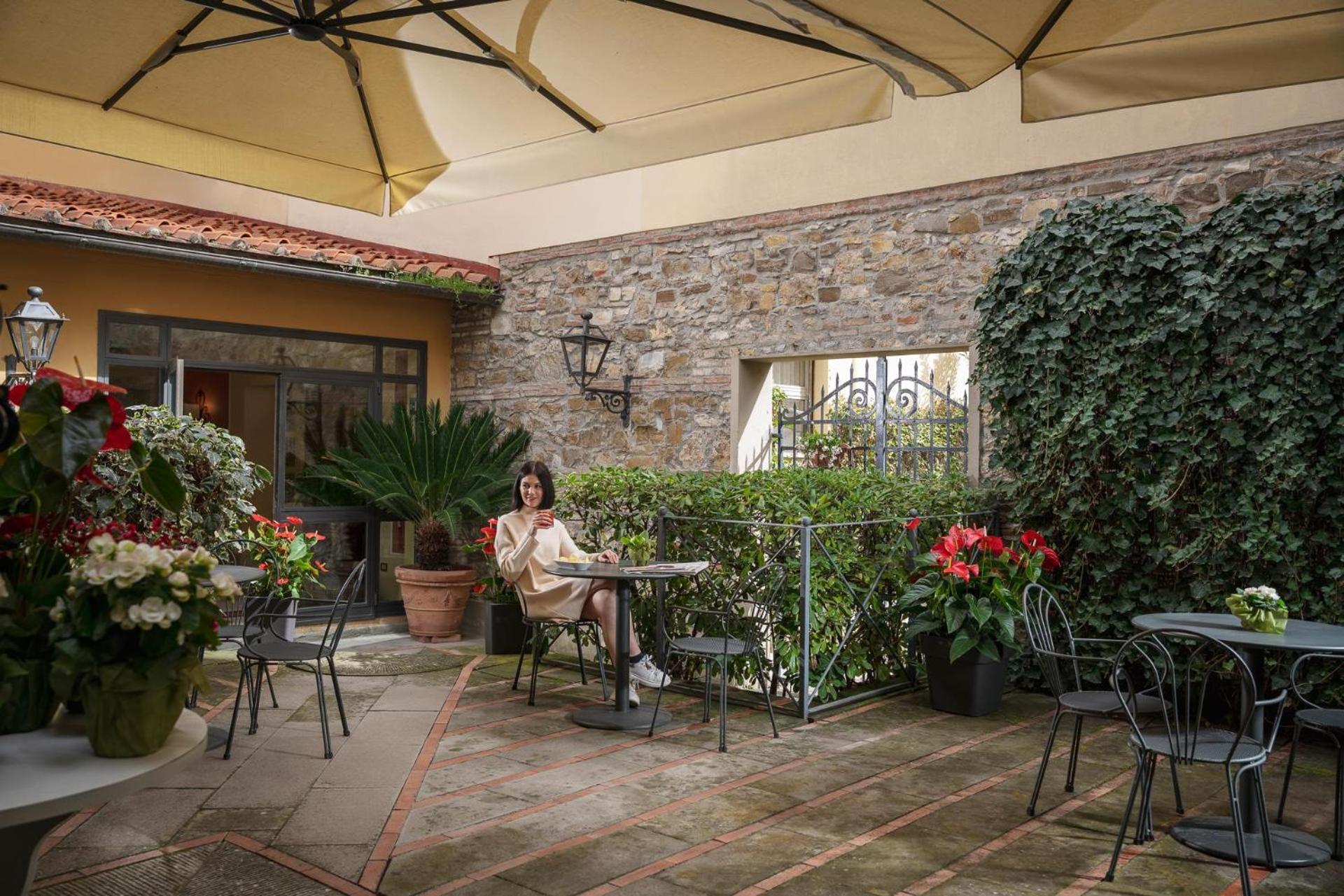 Grand Hotel Adriatico Florence Exterior photo